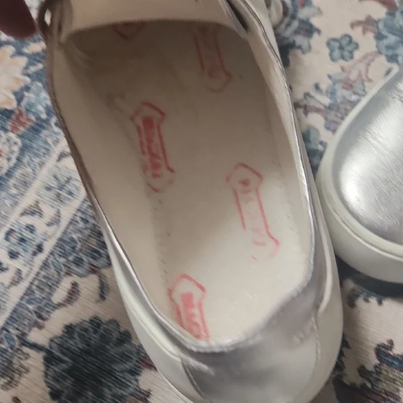 CHANEL Women's Metallic Silver Sneakers - Picture 17 of 17